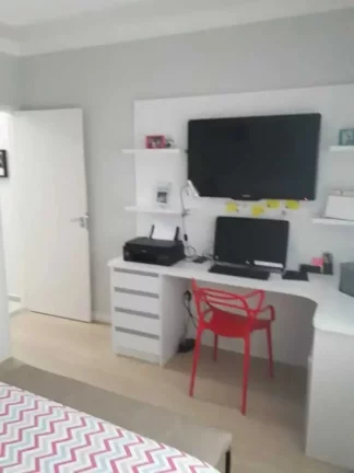 Imagem Casa com 4 dormitórios sendo 1 suíte e 3 vagas - Boa Vista | Joinville/SC