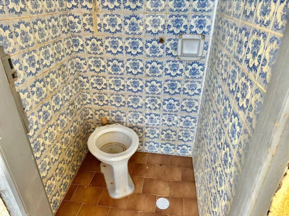 Imagem Casa à venda, 274 m² por R$ 650.000 - Centro - Itumbiara/GO