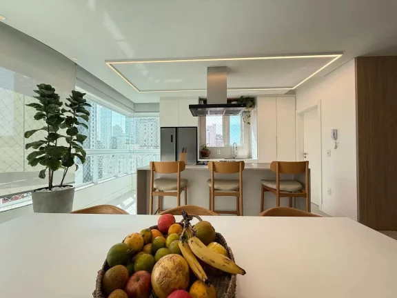 Imagem Apartamento mobiliado com 3 suítes e 2 vagas de garagem em Balneário Camboriú/SC
