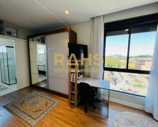 Imagem Excelente cobertura plana com terraço com hidro e linda vista livre, localizada no bairro Santo Ant...