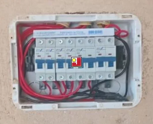 Imagem Alugo Loft e cobertura em Barra de Guaratiba, na rua da Praia. R$1700,00 loft e R$3000,00 cobertura. Atravessou a rua e está no mar. Nunca habitado.