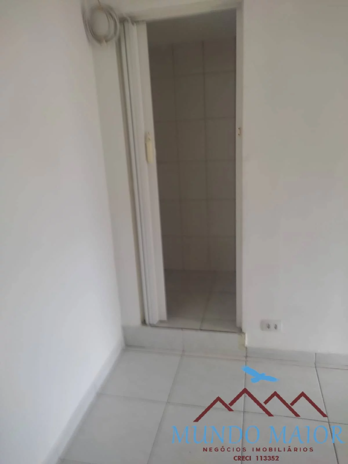 Imagem SOBRADO FUNDAÇÃO -2 DORMS - 2 WC- ACEITA PERMUTA - R$ 450.000.00 !!!