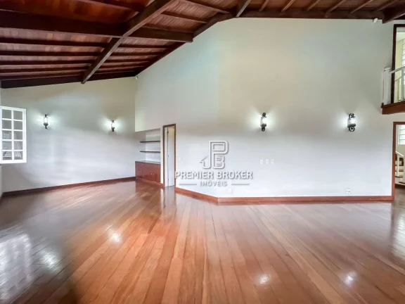 Imagem Casa à venda, 350 m² por R$ 1.495.000,00 - Albuquerque - Teresópolis/RJ