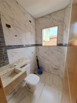 Imagem Sobrado com 2 dorms, Caiçara, Praia Grande - R$ 460 mil, Cod: 1666