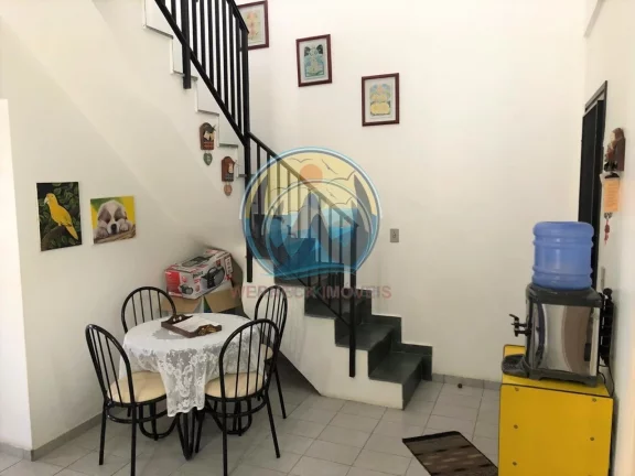 Imagem Cobertura duplex à venda em Ubatuba-SP na Praia Grande: 3 quartos, 1 suíte, 1 sala, 3 banheiros, 2 vagas de garagem, 145 m².