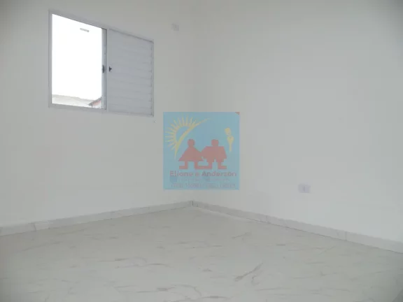 Imagem Casa Superior com Sacada - 2 Quartos, 1 vaga de garagem, 225mil
