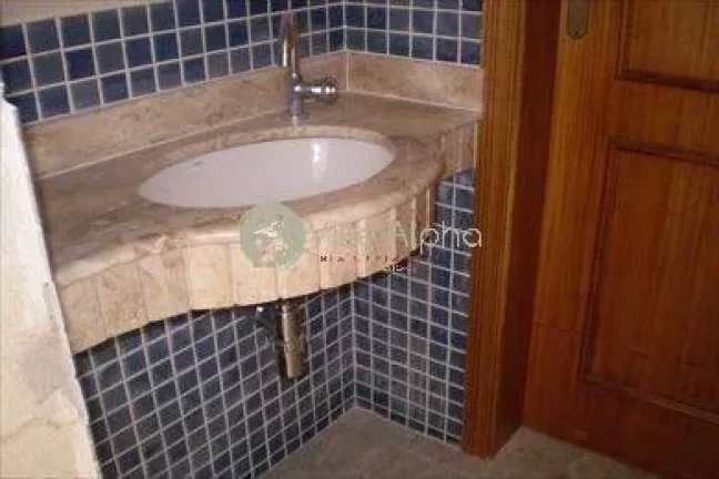 Imagem Casa Sobreposta Alta nova a venda na ponta da praia em Santos