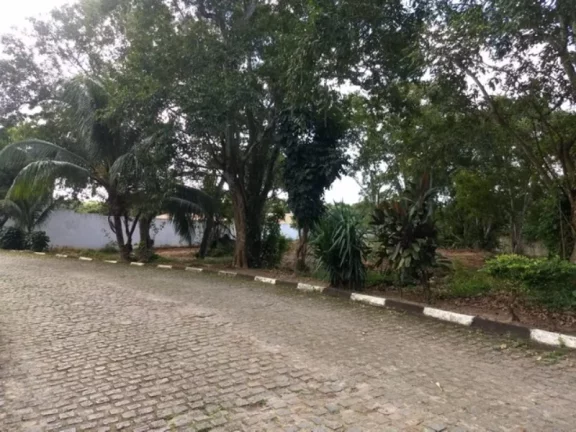 Imagem A 5ª Avenida Imóveis selecionou esse exclusivo lote plano c/ 4.500,00m2 no charmoso CONDOMÍNIO CHÁCARAS DO RIO JOANES - Lauro de Freitas R$850.000,00