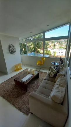 Imagem Casa de alto padrão no bairro Braunes - Nova Friburgo