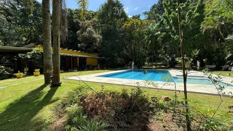 Imagem Sítio com cachoeira à venda no bairro do Portão em Atibaia – 16.800 m²
