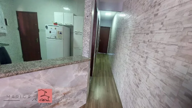 Imagem Casa à Venda - Próx. à Praia, Totalmente Reformada!