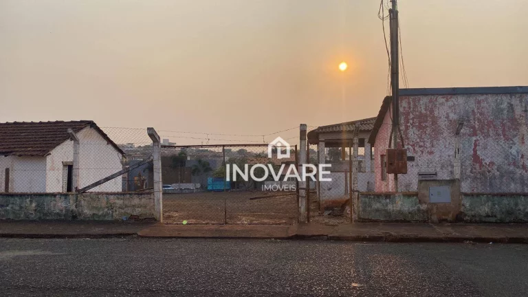 Imagem Galpão à venda, 2000 m² por R$ 3.000.000,00 - Setor Santos Dumont - Itumbiara/GO