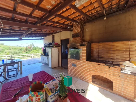 Imagem Vendo Chácara de 2.200m² com piscina e pomar em Guarapari (Tartaruga)