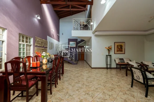 Imagem Imagine viver em uma casa onde cada detalhe foi pensado para elevar sua qualidade de vida. São 700m...