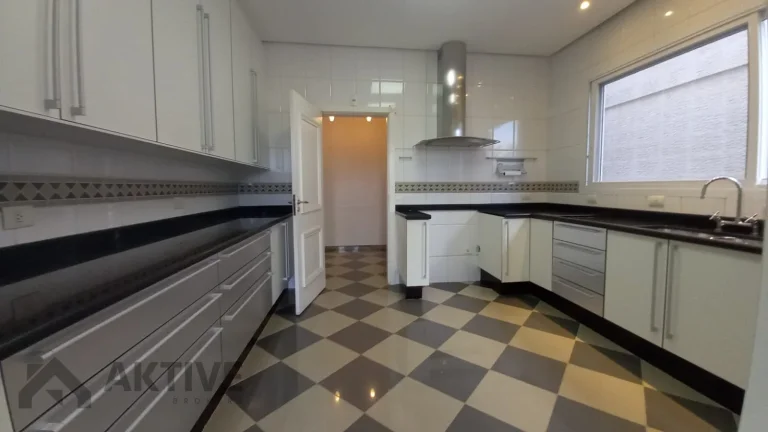 Imagem Casa de Condomínio em Alphaville - Santana de Parnaíba