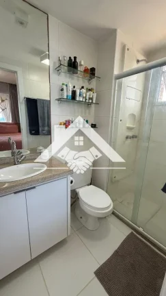 Imagem Apartamento para Venda em Salvador, Costa Azul, 2 dormitórios, 2 suítes, 3 banheiros, 2 vagas