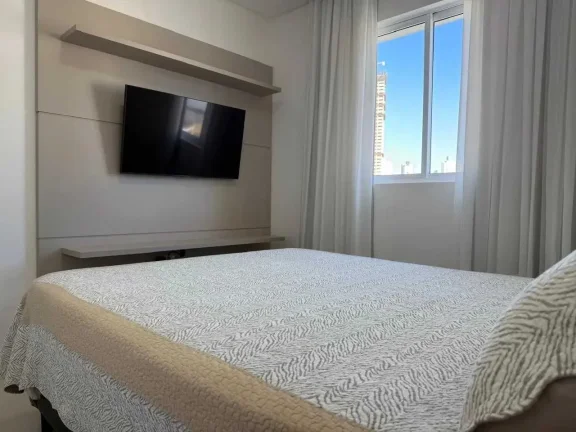 Imagem Apartamento mobiliado com 2 dormitórios sendo 1 suíte e 1 vaga de garagem em Balneário Camboriú