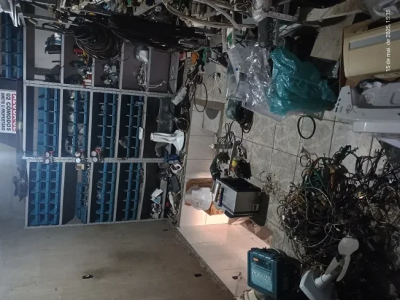 Imagem "Esse sobrado é tipo 2 em 1: casa linda + espaço pra ganhar dinheiro!"