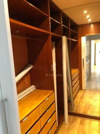 Imagem Apartamento com 4 dormitórios à venda, 200 m² por R$ 3.000.000,00 - Itaim Bibi - São Paulo/SP
