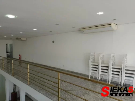 Imagem Salão Comercial para Locação em São Paulo-SP no Bairro Nícleo Lageado: 1.000m² e 8 Banheiros!