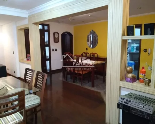 Imagem Casa à venda em Jardim Leocádia com 565m² 6 quartos, 7 vagas