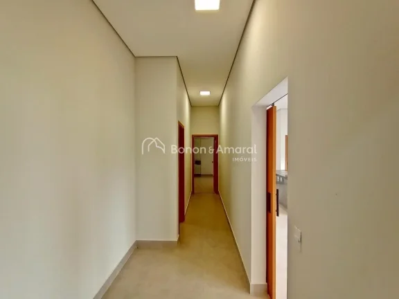 Imagem Casa térrea de esquina disponível no Condomínio Residencial Mont Alcino, em Valinhos. 

Esta exce...
