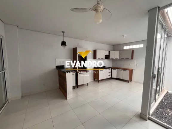 Imagem Casa em Condomínio para Venda em Cuiabá / MT no bairro Jardim Imperial