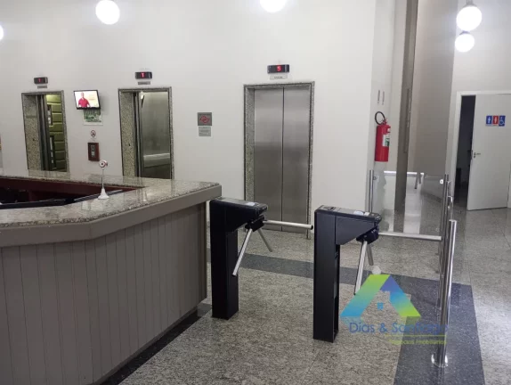 Imagem Sala comercial à venda próximo ao Shopping Ibirapuera - Moema, São Paulo/SP