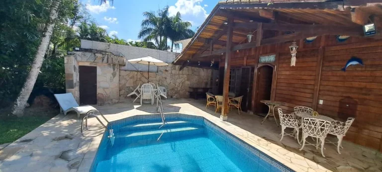 Imagem Casa Espaçosa com Piscina e Churrasqueira na Riviera - Módulo 30