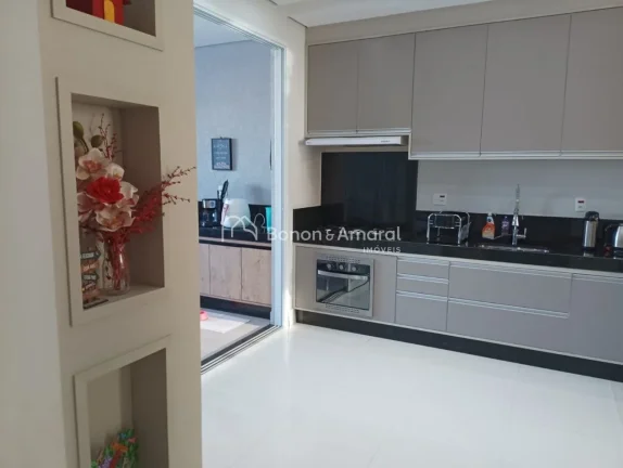 Imagem Localizada no Condomínio Real Park Sumaré, esta bela casa térrea oferece conforto, sofisticação...