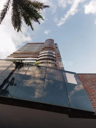 Imagem Apartamento Luxuoso com 5 Dormitórios em Areia Preta
