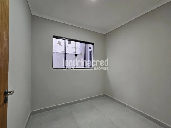 Imagem Casa à venda 3 Quartos sendo 1 Suite, 2 Vagas de garagem, churrasqueira integrada, 81 M² de construção, 125M² terreno, Coliseu, Londrina - PR