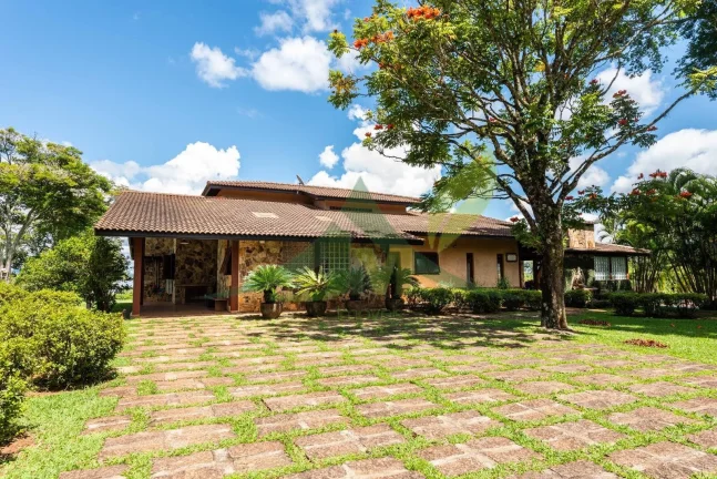 Imagem Propriedade Excepcional em Piracaia: Luxo e Natureza ao Seu Alcance