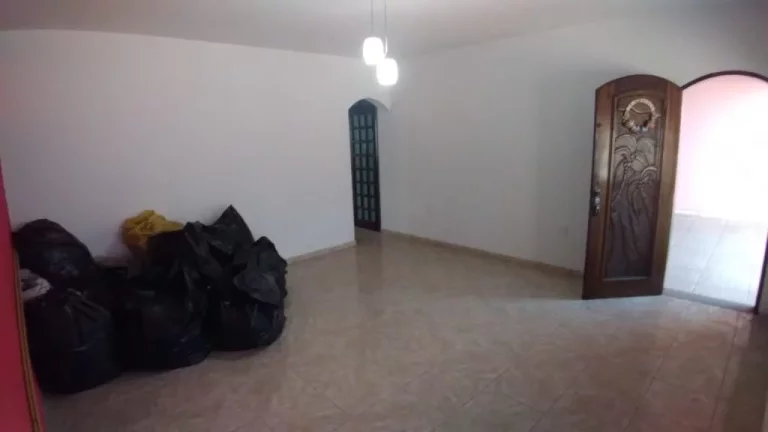 Imagem Sobrado com 4 dormitórios à venda, 295 m² por R$ 600.000,00 - Jardim Monte Cristo - Suzano/SP