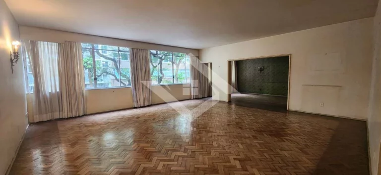 Imagem Descubra Este Espetacular Apartamento de 3 Quartos em Copacabana
