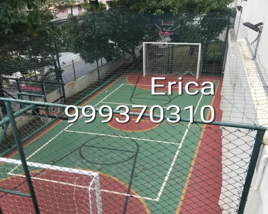 Imagem Lindo sobrado em condomínio fechado com 4 suítes FL11