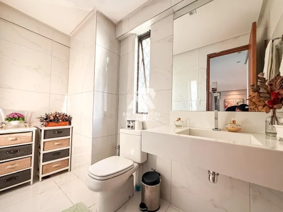 Imagem APARTAMENTO DE ALTO PADRÃO À VENDA EM BOA VIAGEM – 136 m² | ANDAR ALTO | REFORMADO