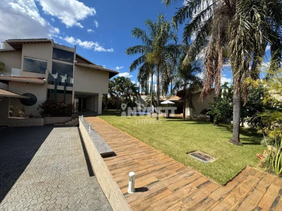 Imagem Sobrado com 6 dormitórios para alugar - Setor Sul - Goiânia/GO