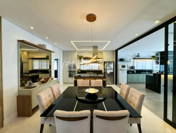 Imagem Sobrado à venda no Loteamento Residencial Arborais em Campinas, com 335 m² de área construída. S...