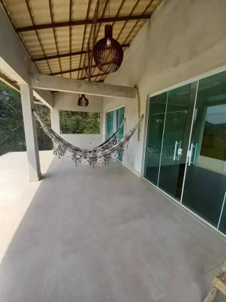 Imagem LINDA CASA A VENDA EM CONDOMINIO FECHADO - NOVA FRIBURGO.