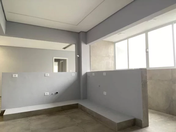 Imagem Excelente apartamento todo reformado de 2 dormitórios -Boqueirão!