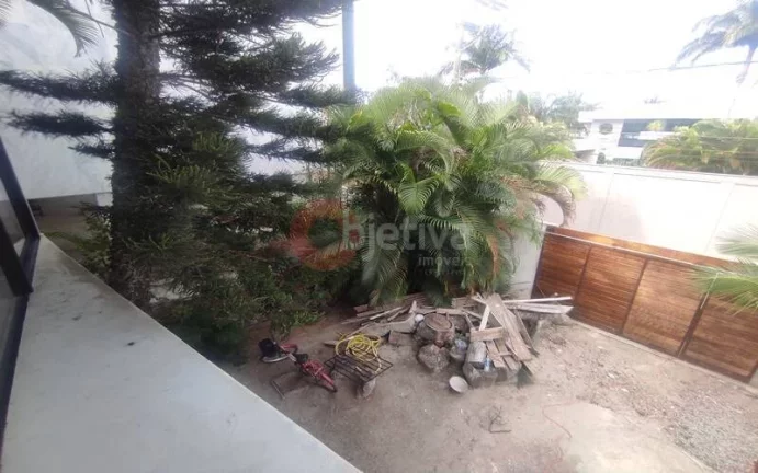 Imagem Casa diferenciada com 3 quartos a venda na Passagem em Cabo Frio