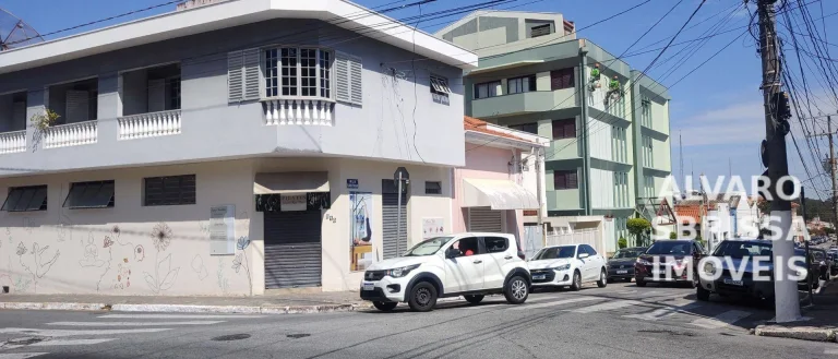 Imagem Casa na região central da cidade de Itu SP - com ponto comercial na esquina. 380m2