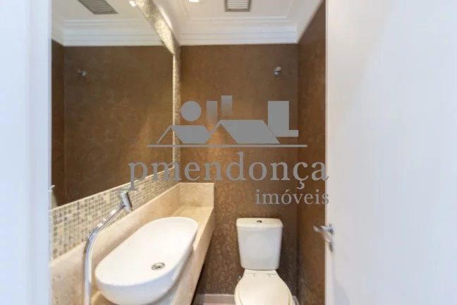 Imagem Apartamento na Rua Fabia com 4 dormitórios ( 3 suítes) e 3 vagas, 206m²