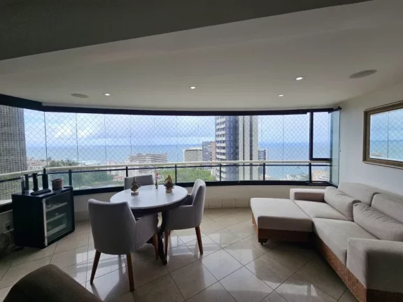 A 5ª Avenida Imóveis selecionou essa unidade no Mansão Professor João Falcão, no melhor de Ondina: 4 suítes com 192m² alto, vista mar, 03 vagas