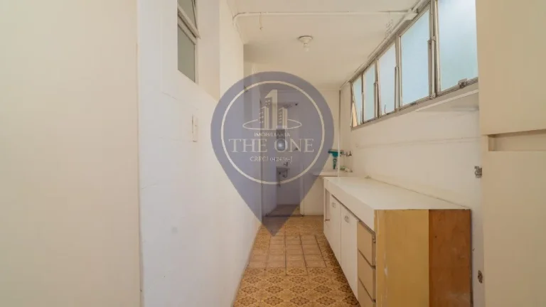 Imagem Apartamento de luxo na Vila Mariana: 4 quartos, 1 suíte, 2 salas e 2 vagas de garagem - São Paulo-SP.