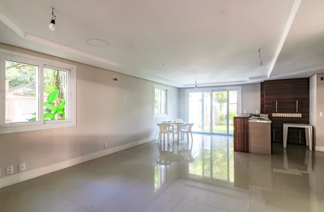 Imagem Residencial Port Salermo Casa 01 - Casa à venda no bairro Tristeza - Porto Alegre/RS