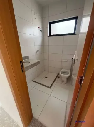 Imagem VENDO CASA DE 3/4 NO CONDOMINIO - SIM