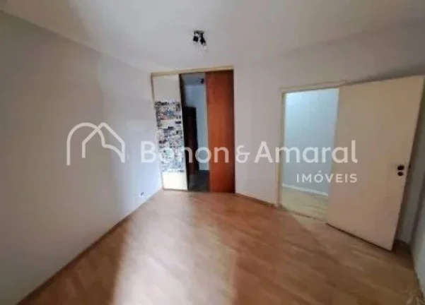 Imagem Apartamento com 145m² distribuídos em 4 quartos, sendo 1 suíte master, e todos com armários. Amp...
