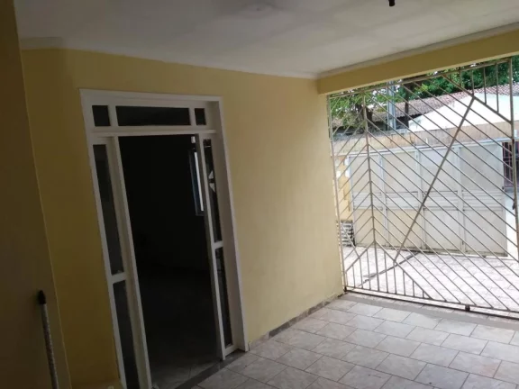 Imagem Casa no Eduardo Gomes - 3/4, Suíte, 110m², Vaga de Garagem - Confira!